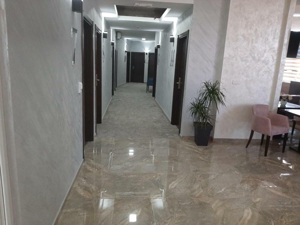 Hotel Usce Šabac Екстериор снимка