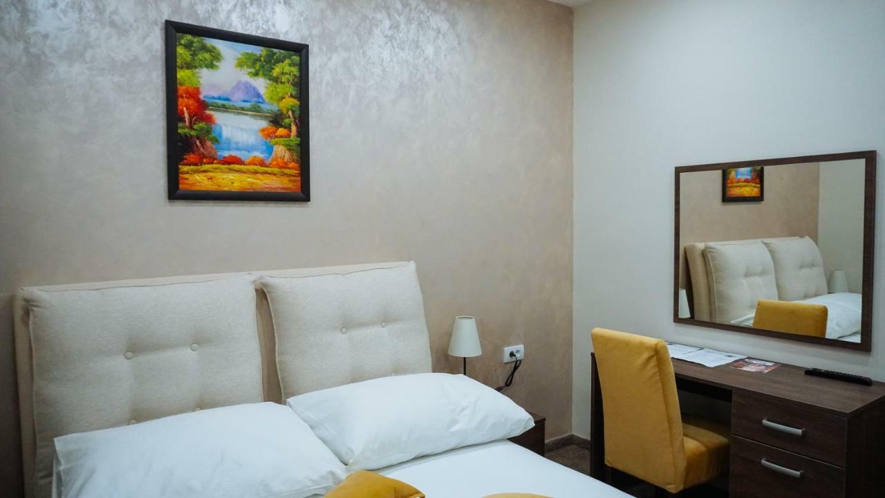 Hotel Usce Šabac Екстериор снимка