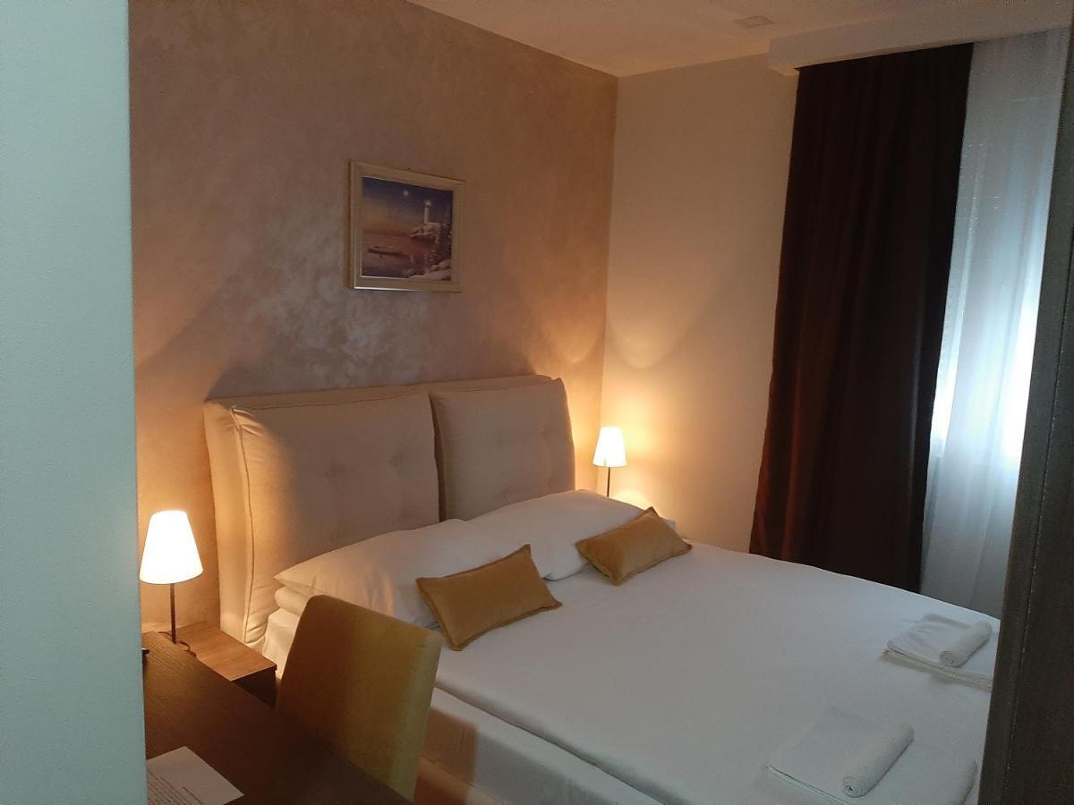 Hotel Usce Šabac Екстериор снимка