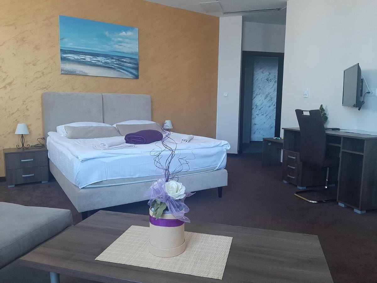 Hotel Usce Šabac Екстериор снимка